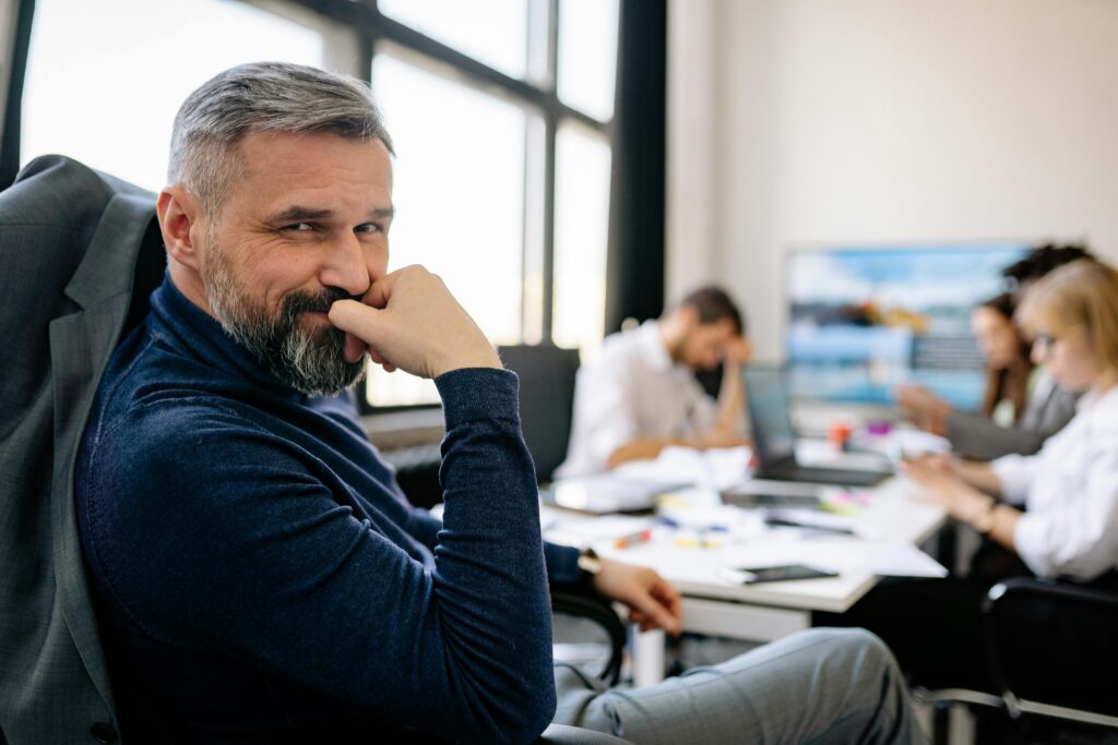 Leadership and management trainer with students